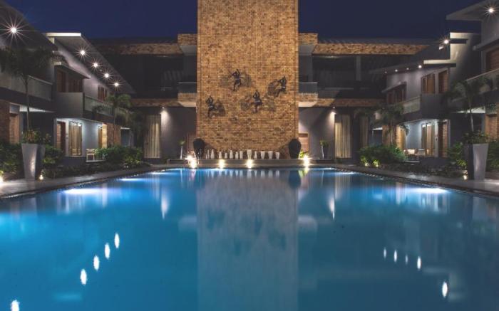 Phoenix Resort