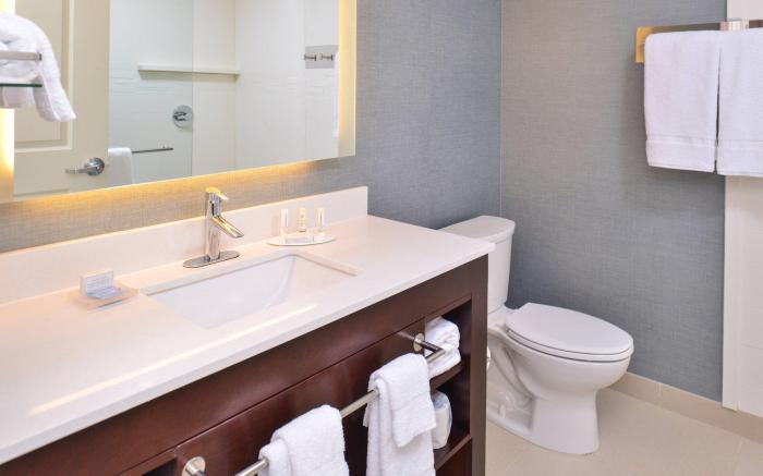 Residence Inn by Marriott Cedar Rapids South