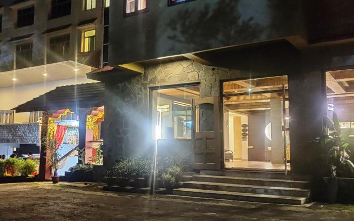 HOTEL RENDEZVOUS