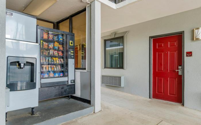 Red Roof Inn Atlanta - Kennesaw State University