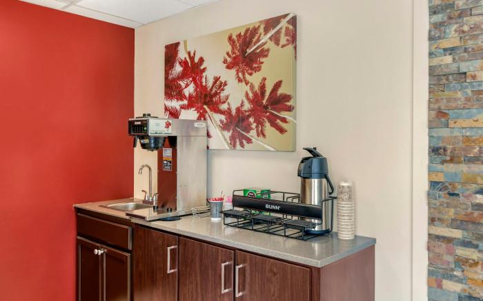 Red Roof Inn Atlanta - Kennesaw State University