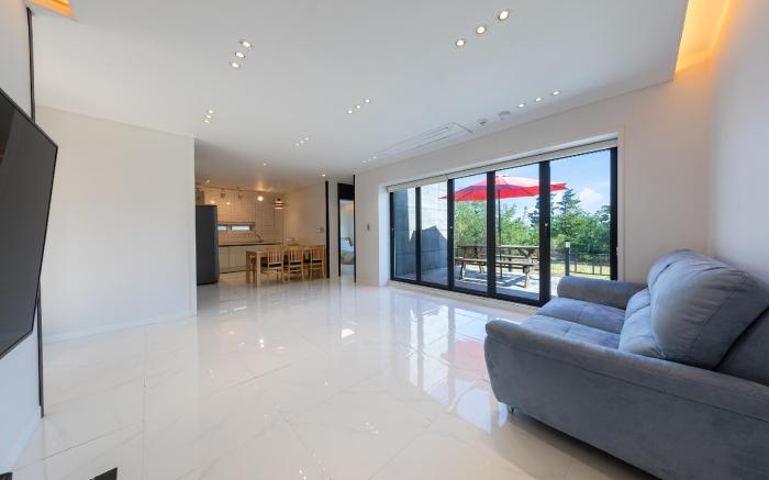 Luxury poolvilla dayhouse