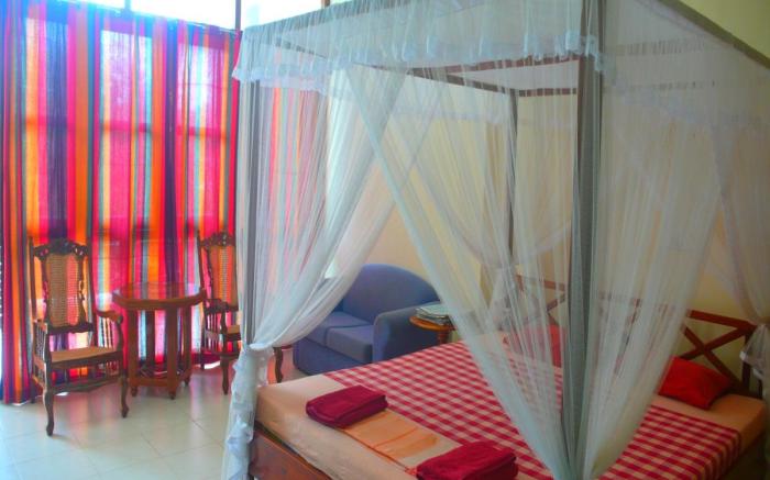Finlanka Hotel