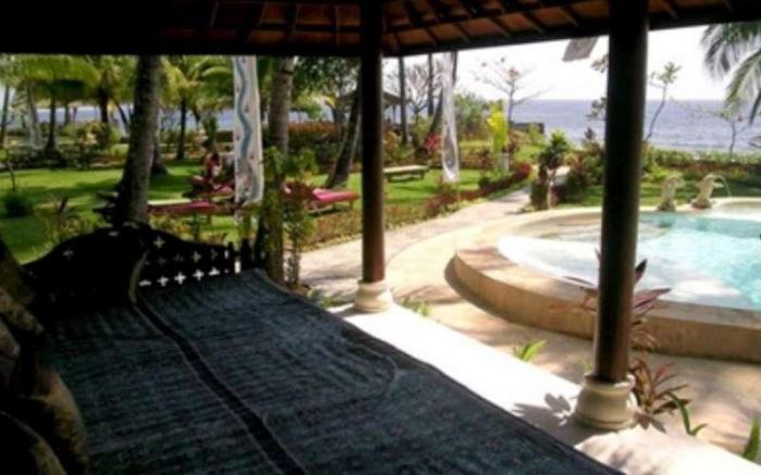 Felicianas Resort