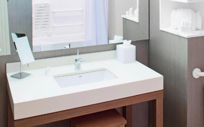 Courtyard by Marriott Dallas Midlothian at Midlothian Conference Center