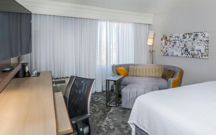 Courtyard by Marriott Nashville at Opryland
