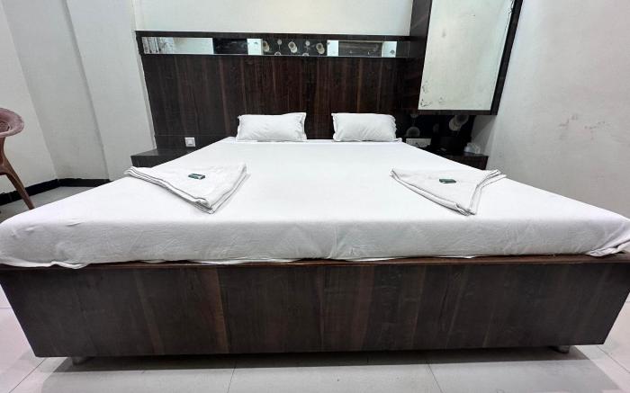 Hotel Parth