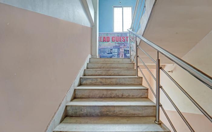 Hotel O Glad Guest House