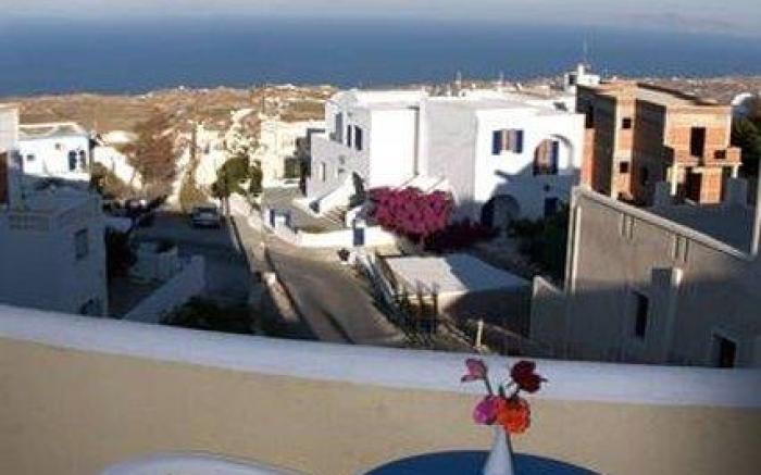 Vallas Apartments & Villas