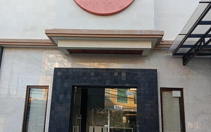 MAHESTU HOTEL