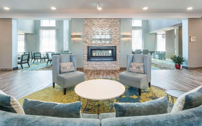 Homewood Suites by Hilton Ottawa Airport