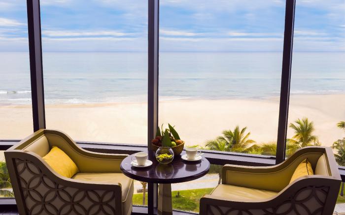 Holiday Beach Hotel Danang