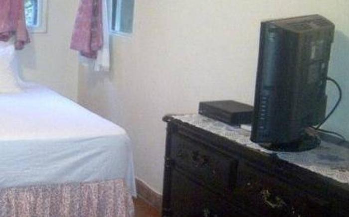 Palm Bay Guest House & Restaurant