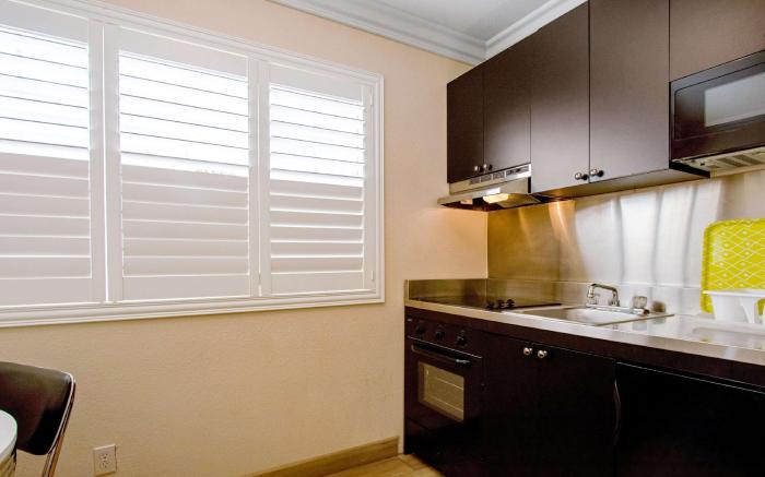 Red Roof Inn & Suites Monterey