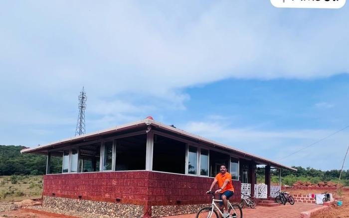 K Hill House, Amboli 