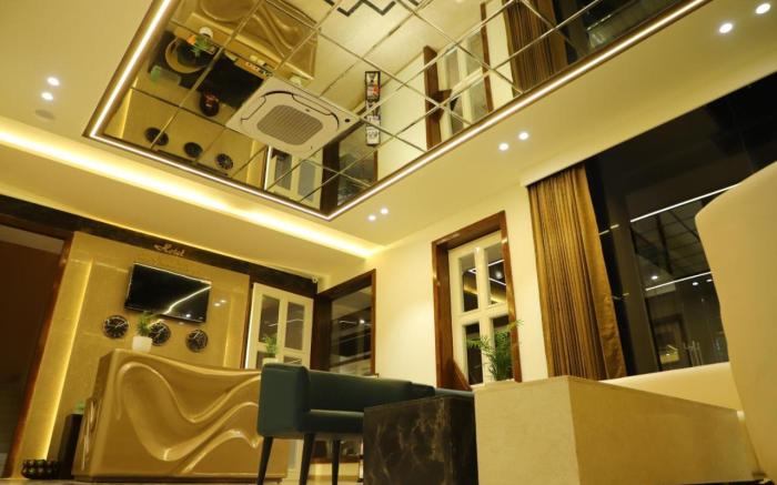 Hotel The Grand Virgo 