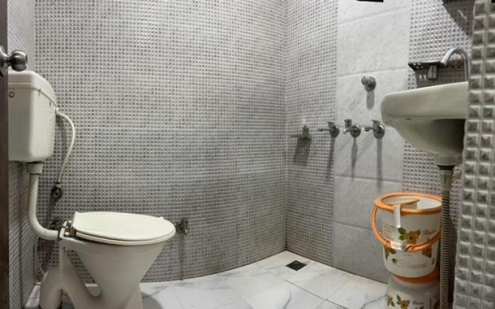 Hotel Mansarovar