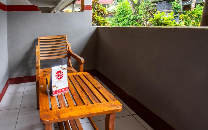 SPOT ON 93517 De Lanang Homestay Near Masjid Janapria