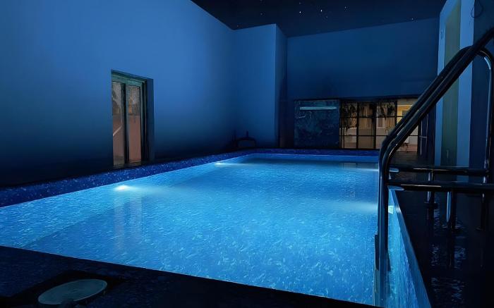 FabHotel Apex Intercontinental