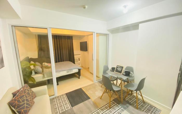 SHERAYA STAYCATION BY AZURE URBAN RES. PARANAQUE