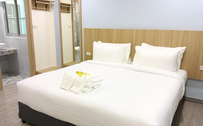 BEYOND 21 HOTEL