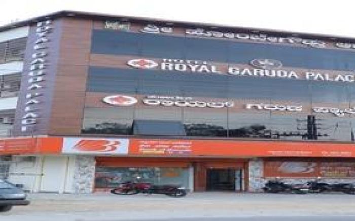 Hotel Royal Garuda Palace
