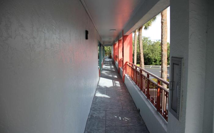 Boca Suites Deerfield Beach, SureStay Collection by BW