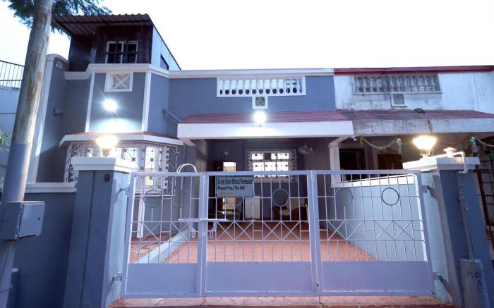 Ash 3 Bedroom House - Goregaon East