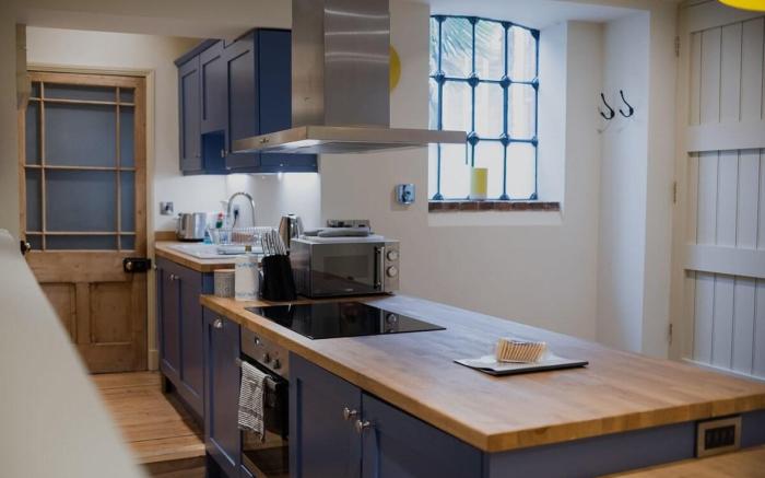 Cosy Apartment Sleeping 2 Close to City Centre