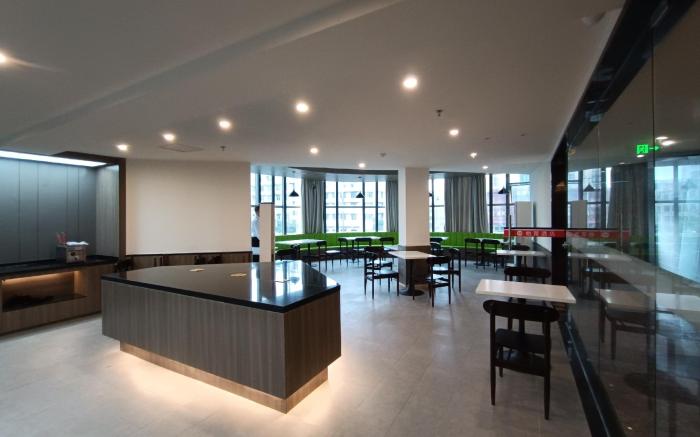 Elan Inn Xinyu Railway Station