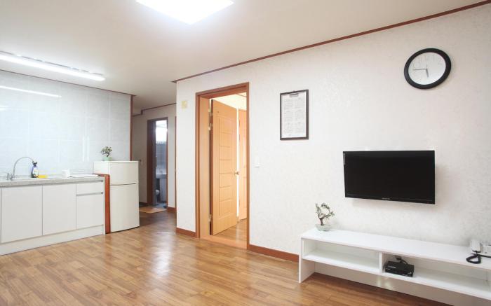 Jeju Tovice Condo (Family)
