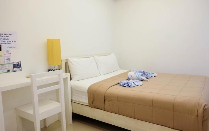Baan Poon Apartment 