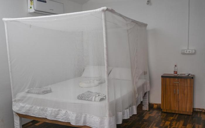 Kashinath Beach Huts