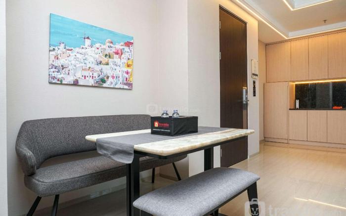 Minimalist & Cozy 2BR Citralake Suites By Travelio