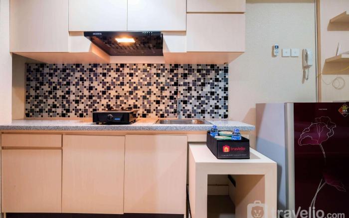 Cozy Studio Room Grand Dhika Apartment By Travelio