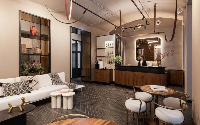 Hotel Gin