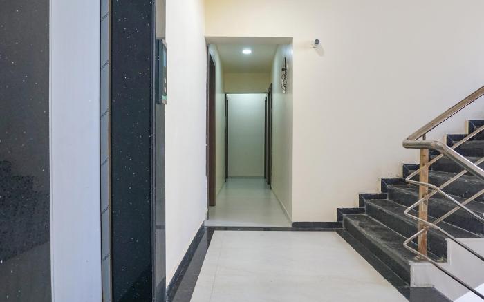 FabHotel Emersion Residency - Nr. Dnyanjyoti Savitribai Phule Udyan