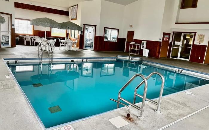 Quality Inn & Suites Eldridge Davenport North