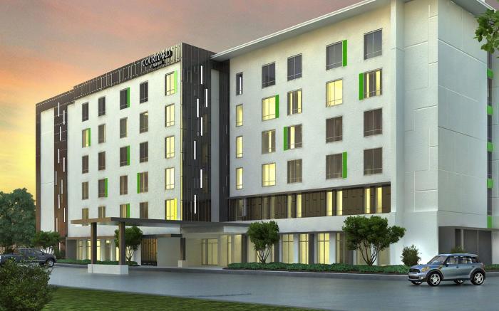 Courtyard Lake City