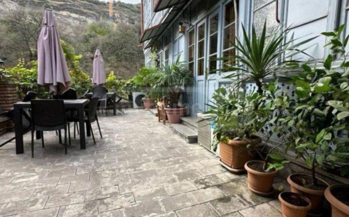 Narikhala Apartment