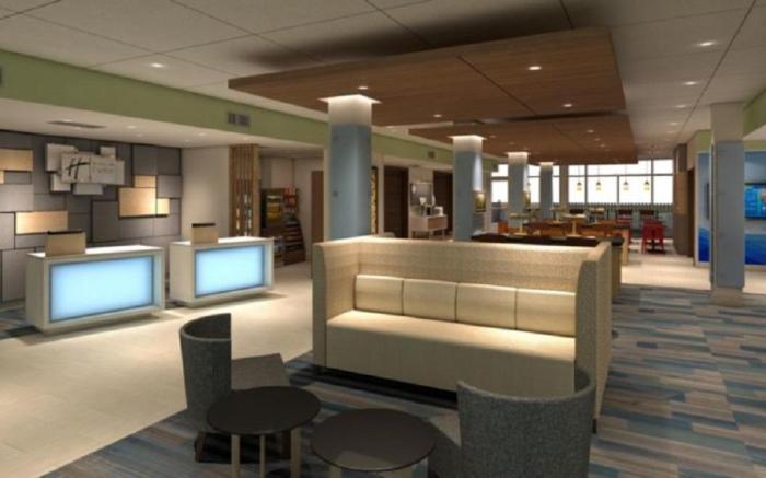 Holiday Inn Express & Suites Commerce By IHG