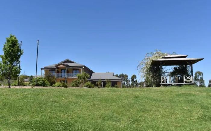 Gypsy Creek Winery