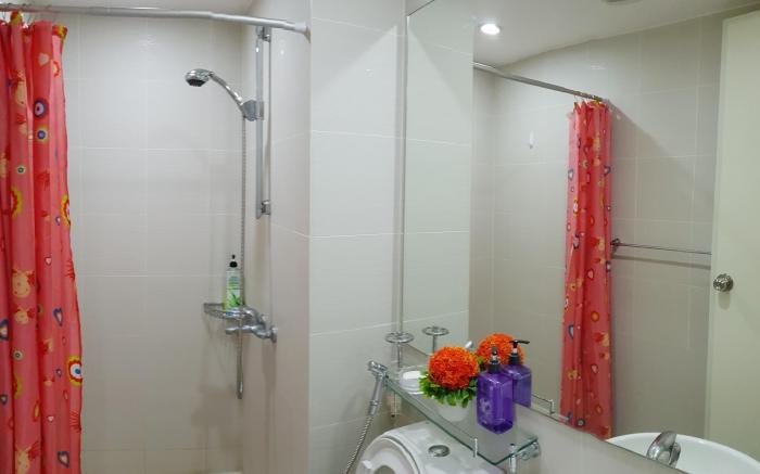Azure Luxury Beachview 1BR Suite by VacationsPH