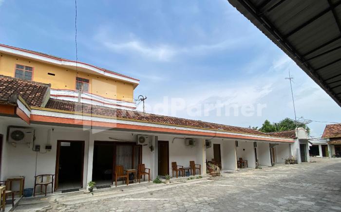 Hotel Kurnia @ Jln Pemuda Blora RedPartner