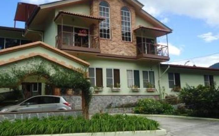 El Oasis Hotel y Restaurante