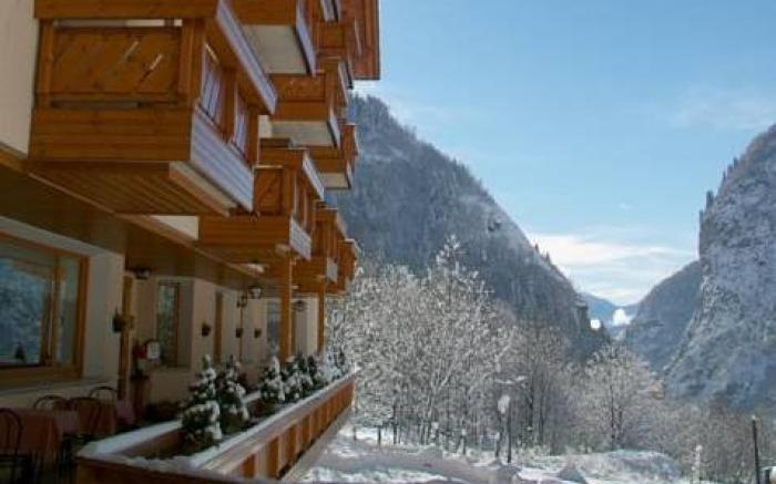 Alps Oriental Wellness HOTEL
