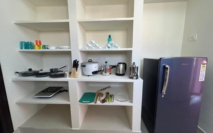 MEE Homes: Luxury New 2 BHK at Madhapur
