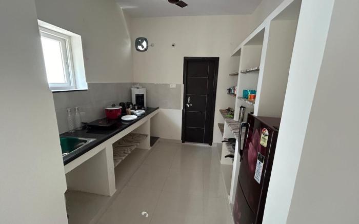 Mee Homes: New 2 BHK in Madhapur in Prime Locality