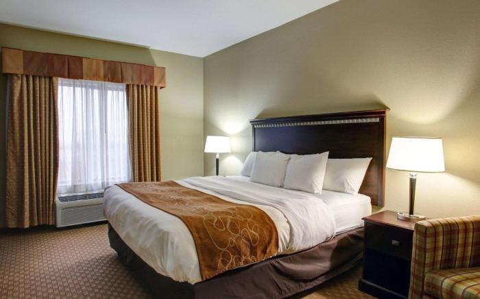 Comfort Suites