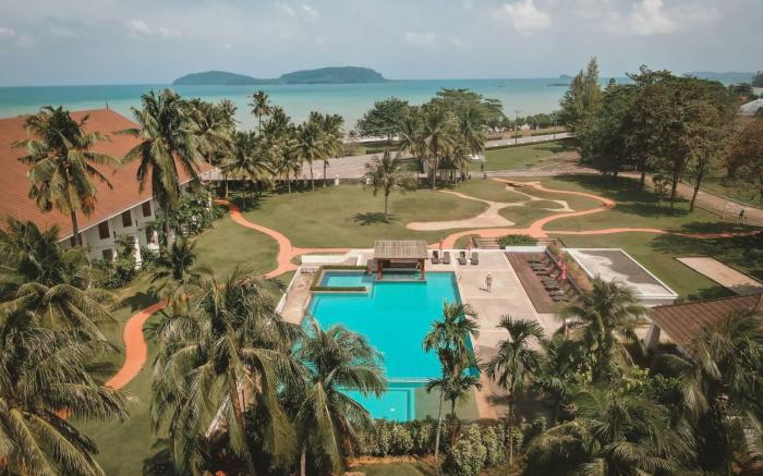 The Nouveau Chumphon Beach Resort & Golf